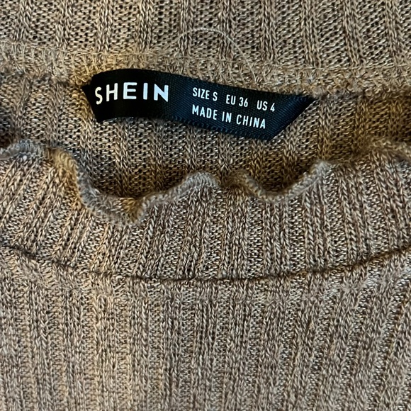 Set of four long sleeve crop tops size small - Picture 3 of 13